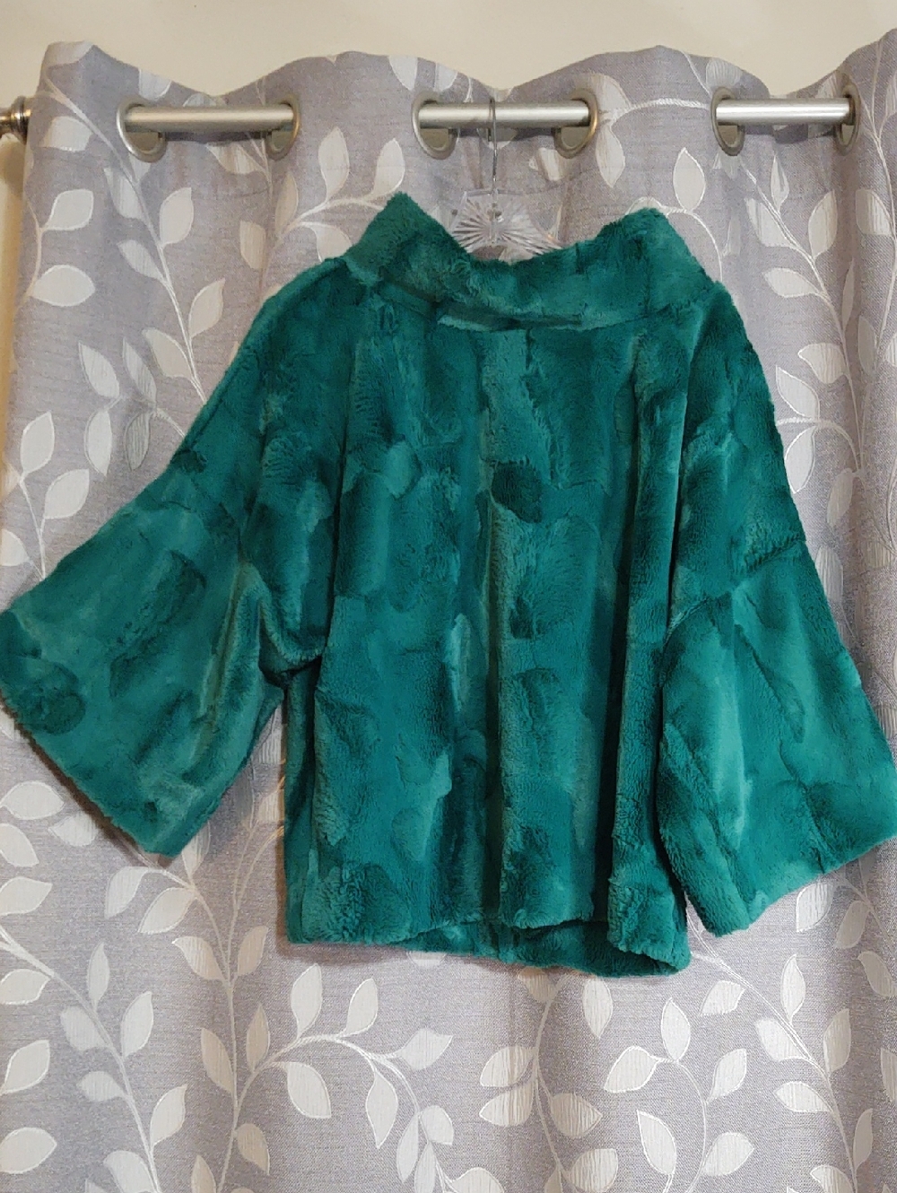 ivy jane Teal Faux Fur Pullover Sweater Top size S/M